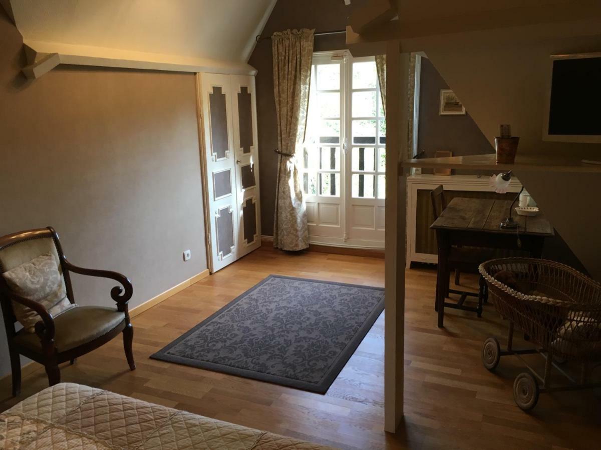 L'Ile Normande Bed & Breakfast Hardencourt-Cocherel Exterior foto
